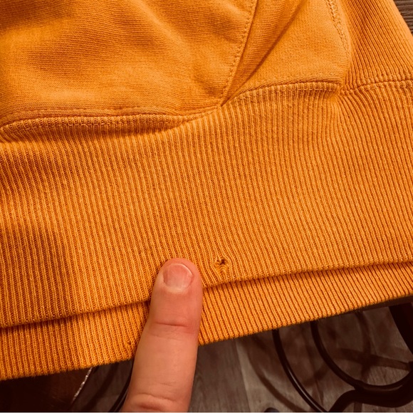 VINTAGE UNIVERSITY OF MICHIGAN GOLD HOODED SWEATSHIRT WOLVERINES COLLEGE 1980s - Picture 14 of 15